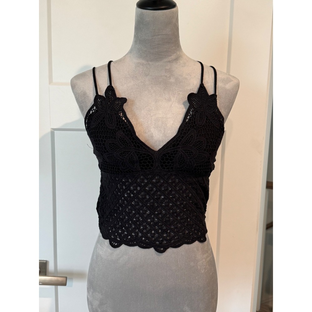 La Miel Black Crochet Lace Bralette Crop Top VNeck Smocked Back boho hippy layer